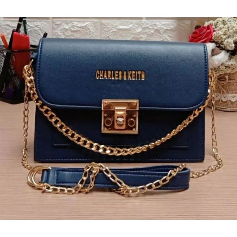 Tas selempang wanita CK tali rantai kekinian dan terbaru