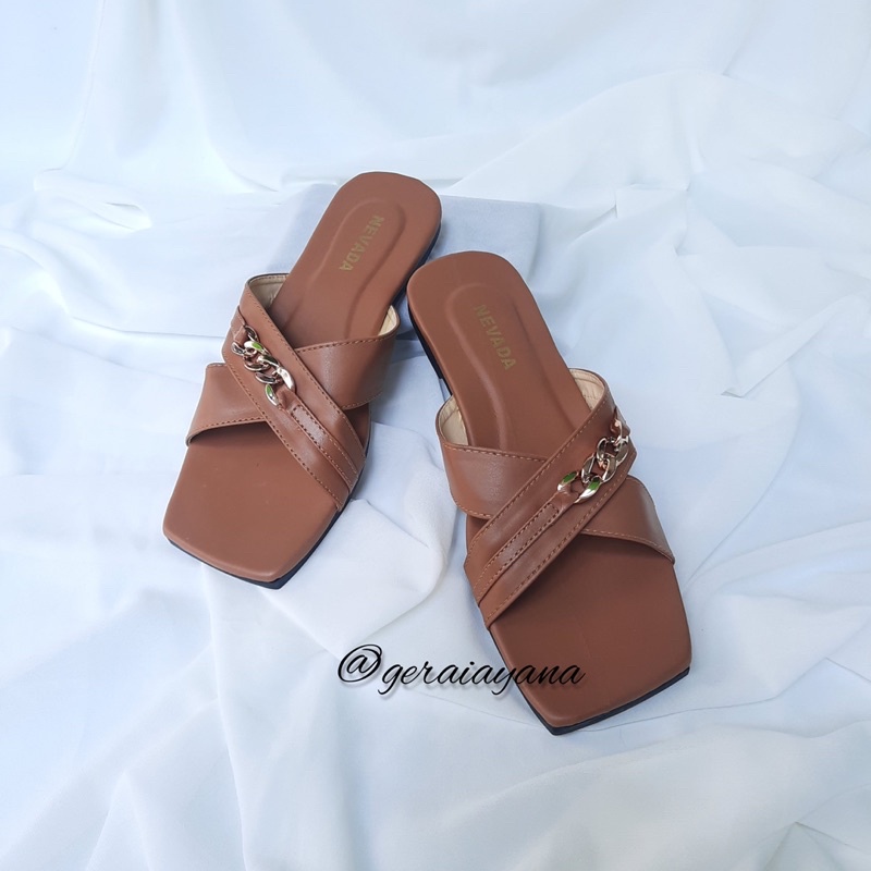 DISKON DAY! Sandal Slop Wanita - Sandal Wanita Nevada - Sandal Ringan Lentur Sandal Silang Rantai