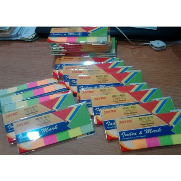 

Paling Laku Post It Kertas 6 Warna sherka shopee