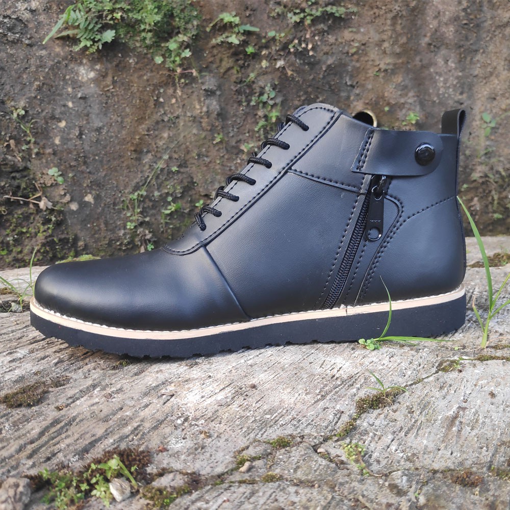 Sepatu Boots Pria Zerg Casual Resleting Semi Boot Sintetis oseng Hitam Ringan Formal Jalan