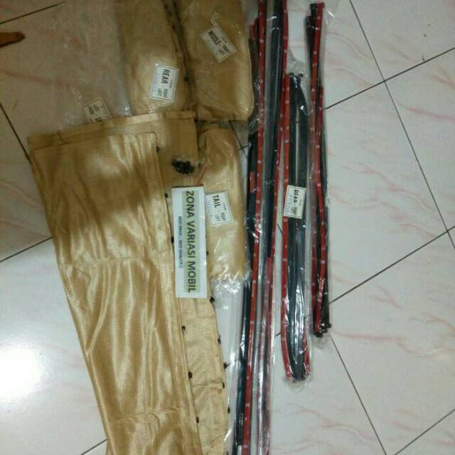 Hordeng Horden Gorden Tirai Mobil Agya Ayla Crem Cream