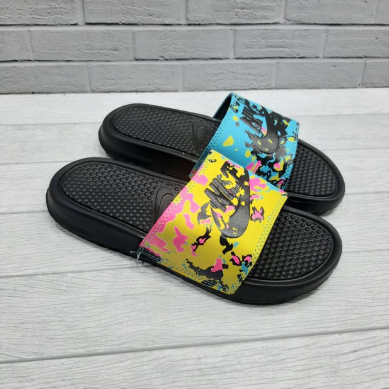 NEW ARRIVALSENDAL NIKE BENASSI SPLASH COLOUR