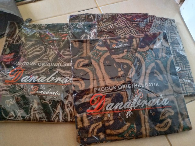 Danabrata Batik Lengan Panjang Kemeja Batik Pria Model Reguler Size M L Xl Xxl Katun Halus Motif