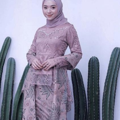 Stok terbatas.. Batik Kebaya Couple Modern, Kebaya Tunangan Lamaran, Kebaya Wisuda, Kebaya Kondangan