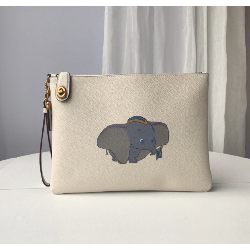 Coach x Dumbo Turnlock Wristlet 30 (69198)