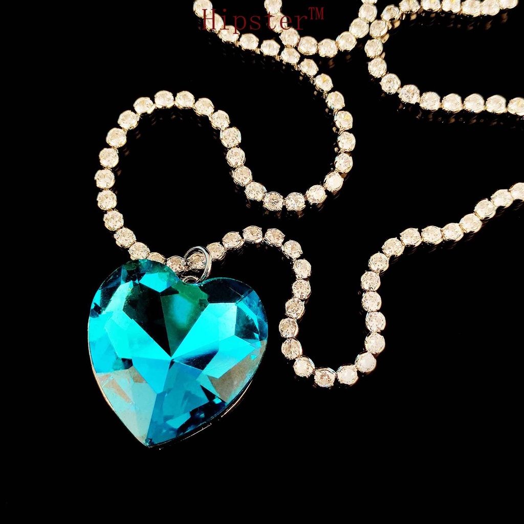 Ornament Pendant Heart-Shaped Crystal Necklace