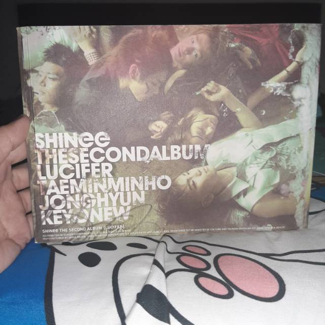 SHINee Lucifer Album