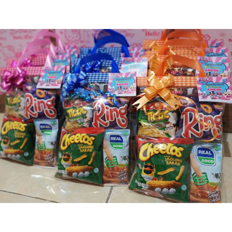 

snack ultah (@8rb)
