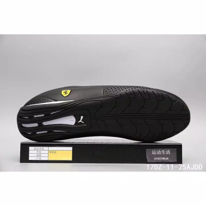 telaris  Model Baru Sepatu Puma Ferrari Original Limited edition