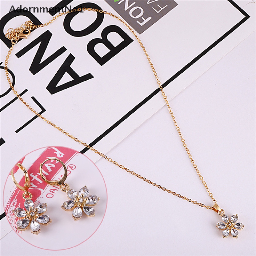 (AdornmentNo1) Set Kalung + Anting Tusuk Lapis Emas Desain Bunga Hias Berlian Imitasi Untuk Wanita