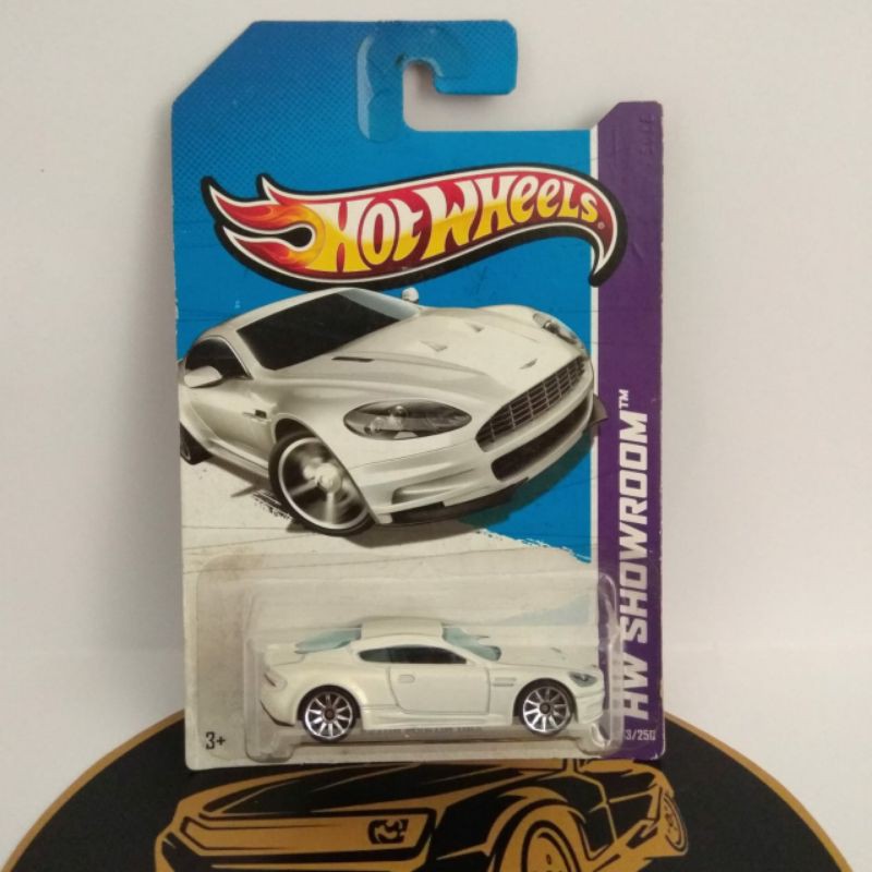 HOT WHEELS - ASTON MARTIN DBS PUTIH