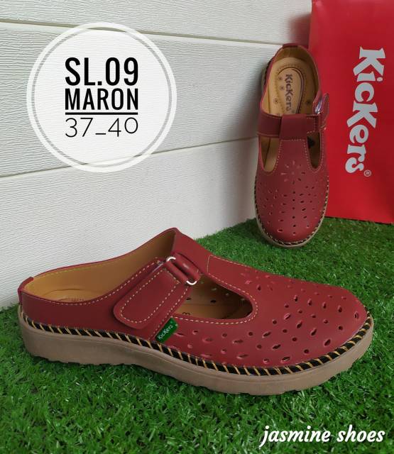 Sepatu slop kickers SL09