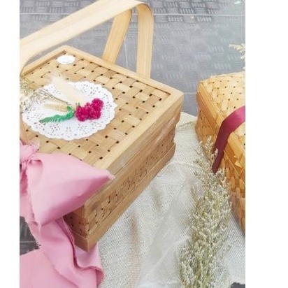 

HAMPERS LEBARAN MURAH/KUE KERING/PARCEL KUE/BINGKISAN MURAH/KUE KERING MURAH/HAMPERS LEBARAN