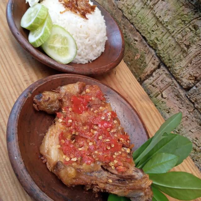 

Ayam Penyet Ninja Sambel Lambe Tureh