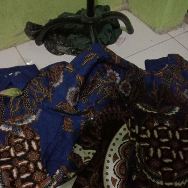 Couple/batik/atasan/kemeja/bajubatik/batikcouple/batiklenganpendek/batikpria/batikwanita/batikmodern