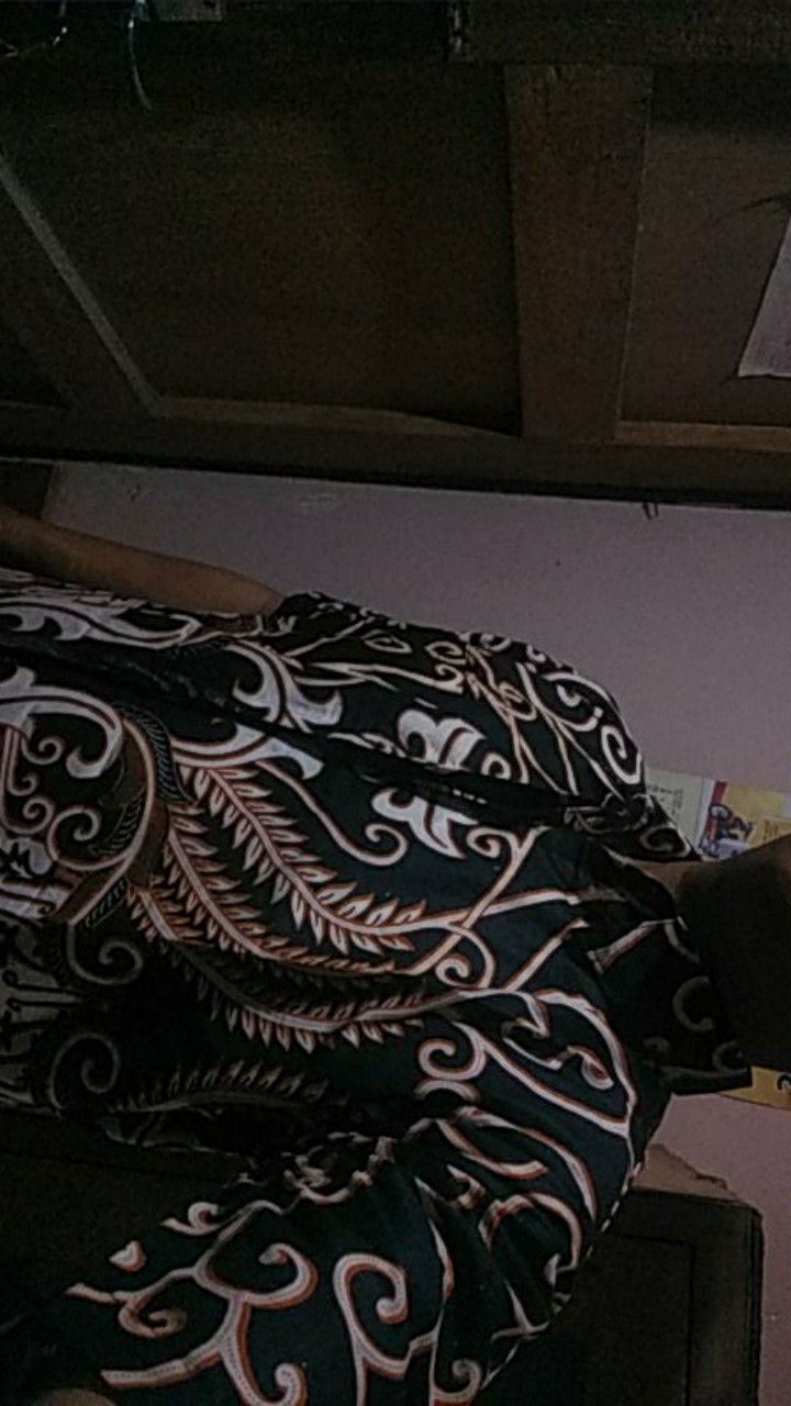 Batik Couple Keluarga Sania Ruffle Ori Ndoro Jowi Dnt Motif Mahkota