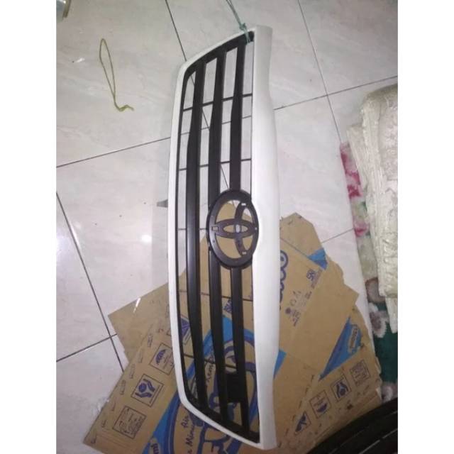 Grill Grand Fortuner TRD 2015