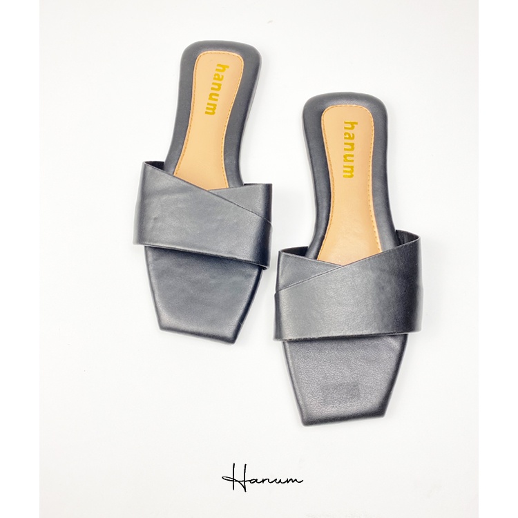 Hanum - Sandal Wanita Flat Slip Hanum HS09