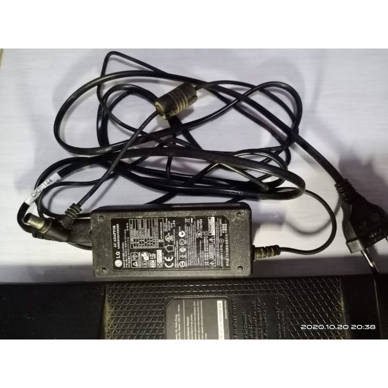 Adaptor TV LG 22MA33A