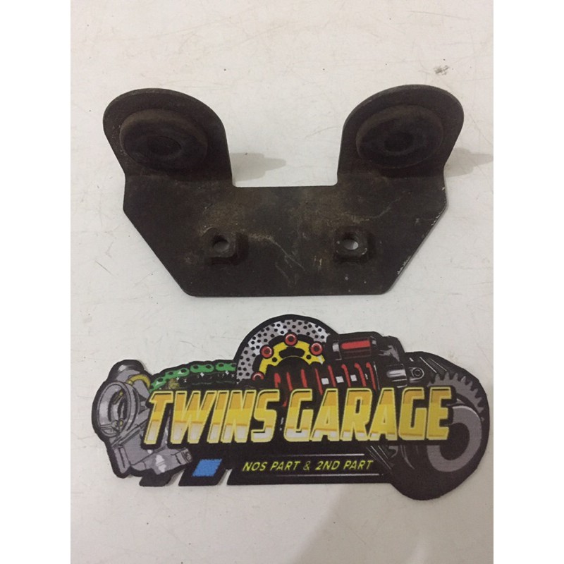 Bracket Dudukan Stoplamp Lampu Belakang Yamaha F1zr Original Copotan Motor