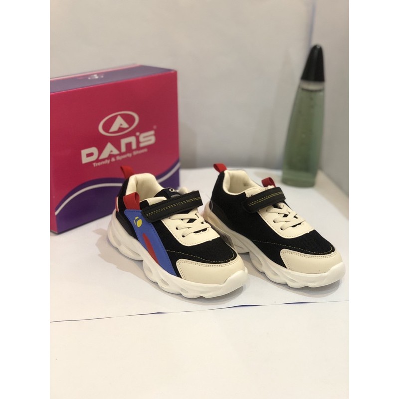 sepatu dans luis anak LAMPU