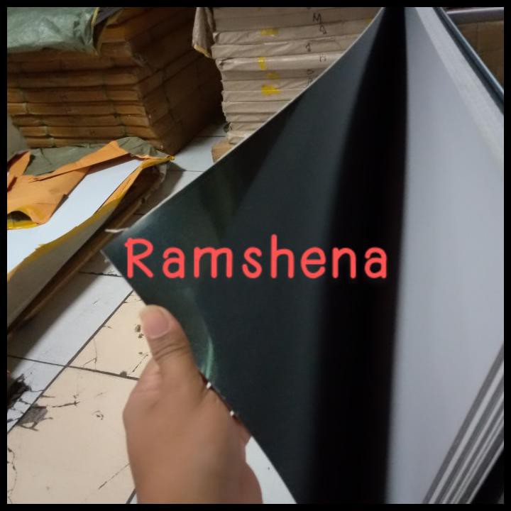 

Gravoply/Bahan Grafir/Bahan Name Tag/60X120Cm Tebal 1.5Mm/Hitam