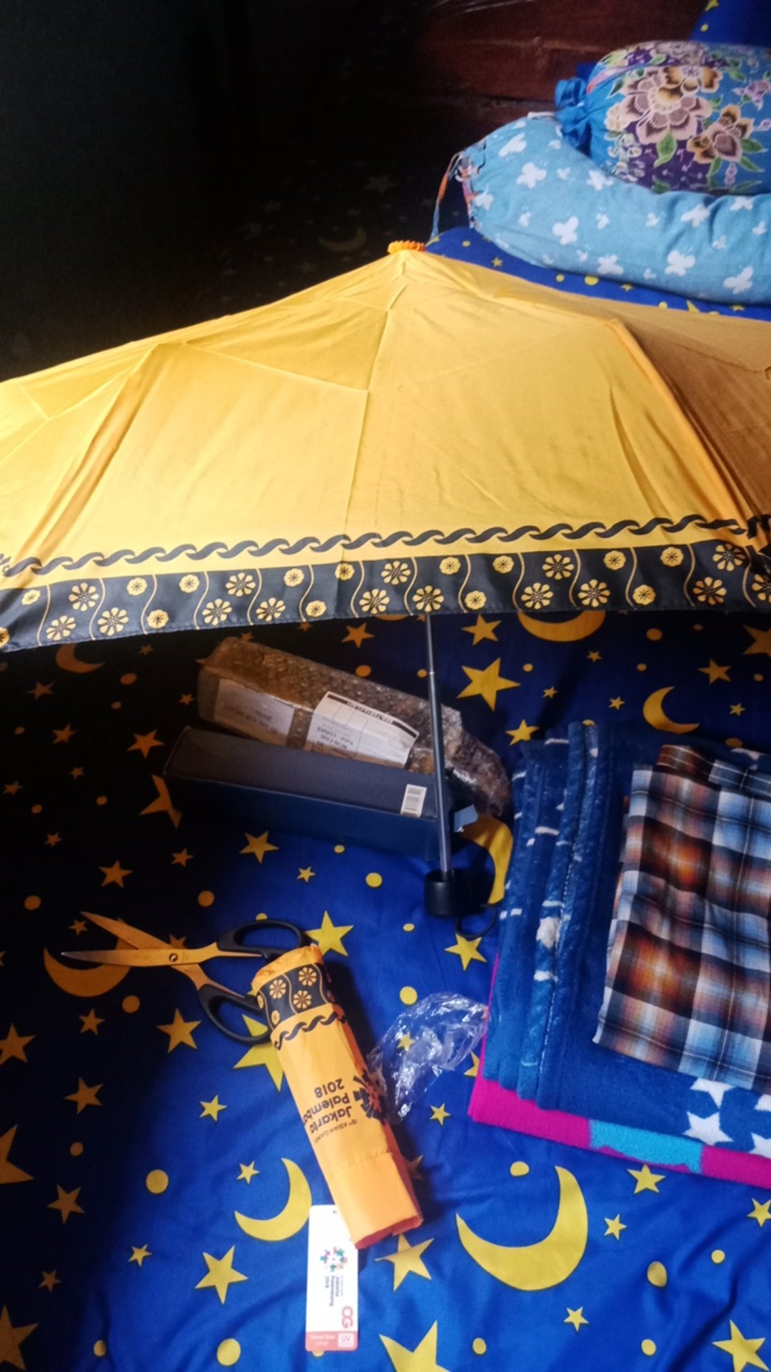 Payung Lipat Anti Uv Corak Batik Unik Untuk Panas Dan Hujan Warna Kuning