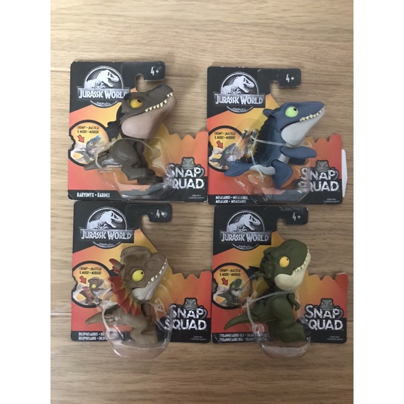 snap squad dino set