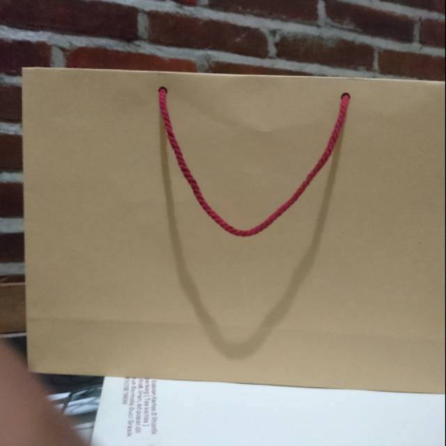 

Paperbag custom size 21.5 x 6.5 x 32 potrait