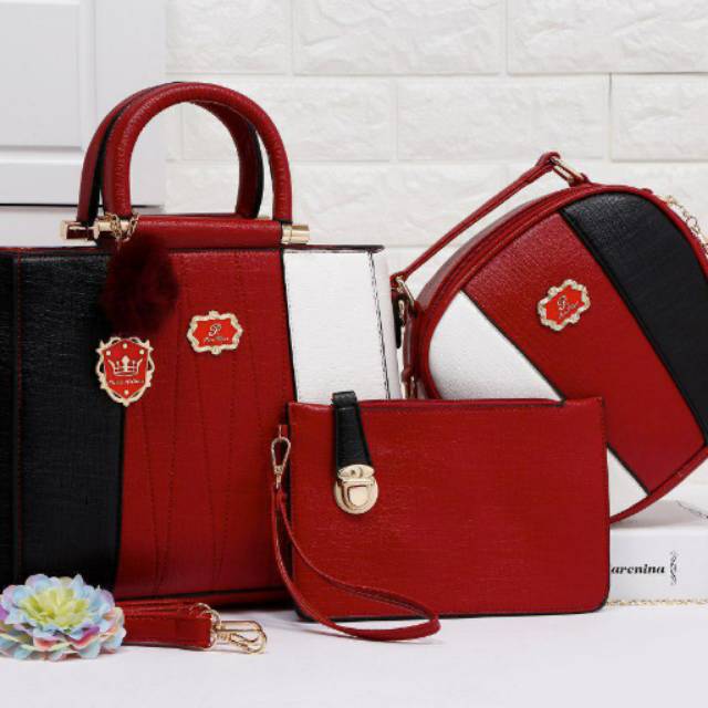 TAS PARIS HILTON VANIA