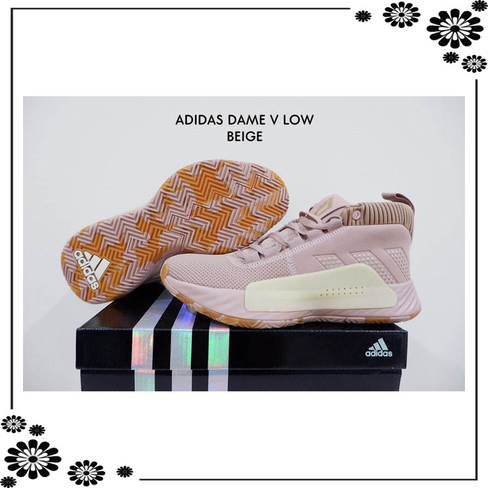 Bombastis  original Sepatu Basket Adidas Dame V Low Beige Stok Terbatas LO98