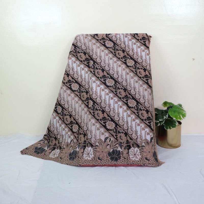 Bahan Batik Printing Motif Lawasan- Naira Batik