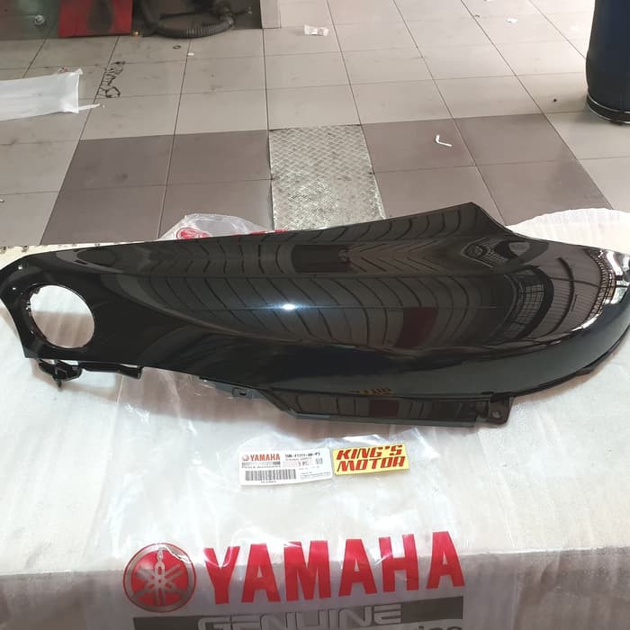 COVER BODY FINO KARBU HITAM (1UB-P3) ASLI YAMAHA