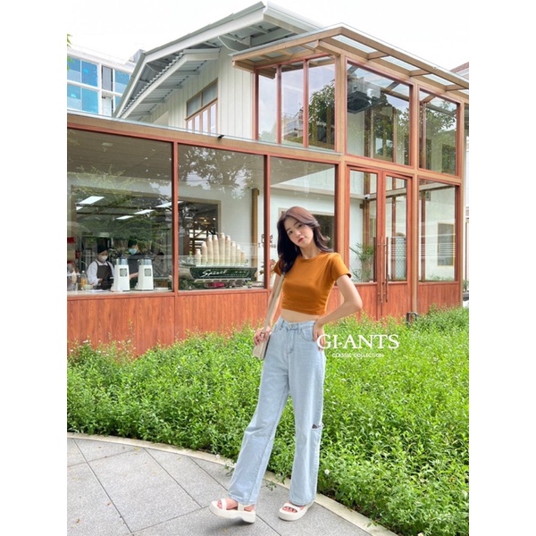 KAOS GIANTS BASIC/GIANTS STUDIO CROP TOP ROUNDNECK IMPORT BANGKOK (BJGB88)