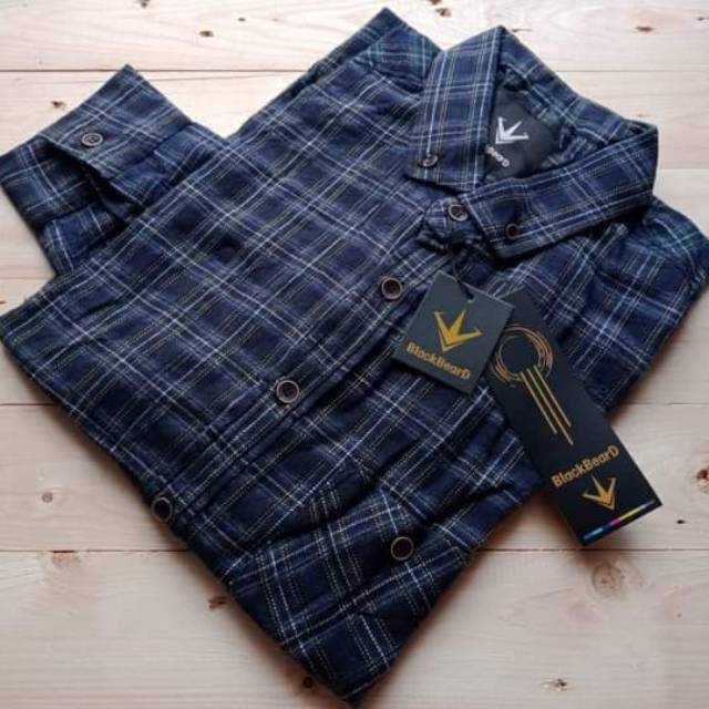 Kemeja Flanel Distro