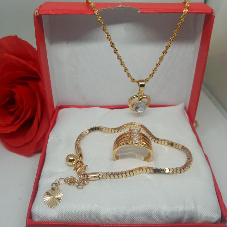 Harga Murah.. set perhiasan wanita dewasa 25,set perhiasan titanium asli anti luntur terbaru, perhia