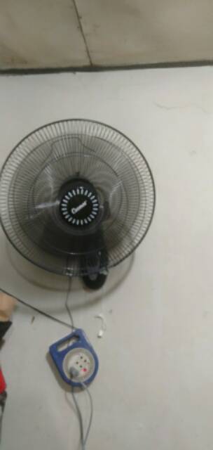 Cosmos Kipas Angin Wall Fan 16-WFG - Kipas Angin Dinding Cosmos 16WFG - Wall Fan Cosmos 16WFG 16inch