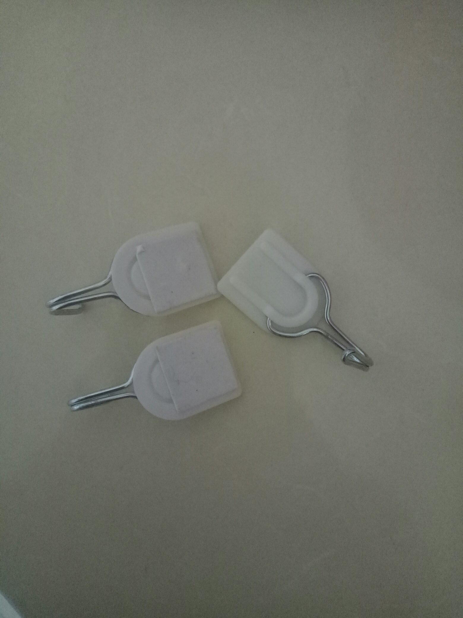 Gantungan Tempel Dinding Isi 6 Kait Lem Perekat Kaca Tembok Kayu Keramik Adhesive Power Hook