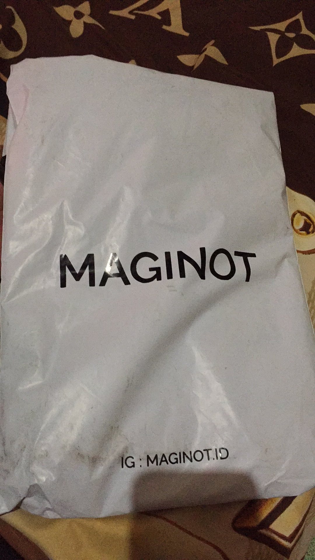 Maginot Kemeja Batik 2.0 Suma-ls Motif Timbul Lengan Panjang Pria + Free Masker