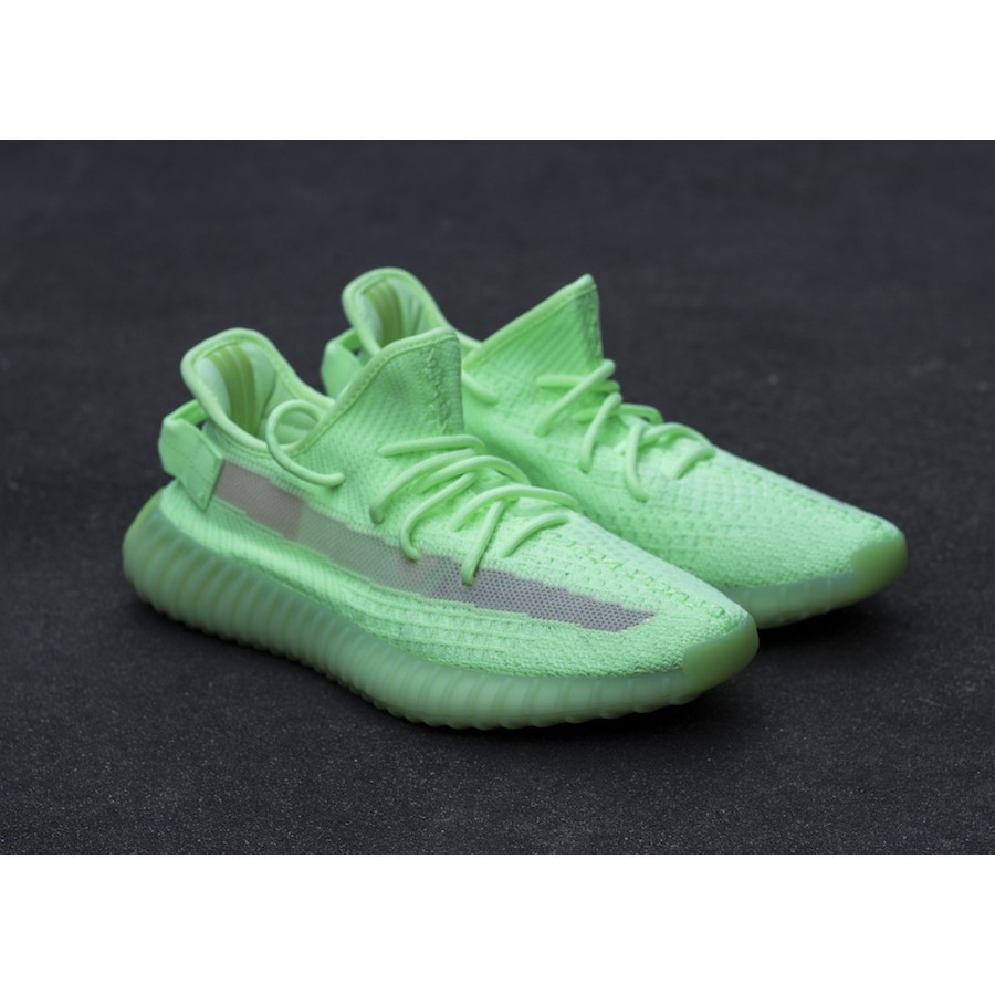 yeezy boost 350 v2 fluorescent