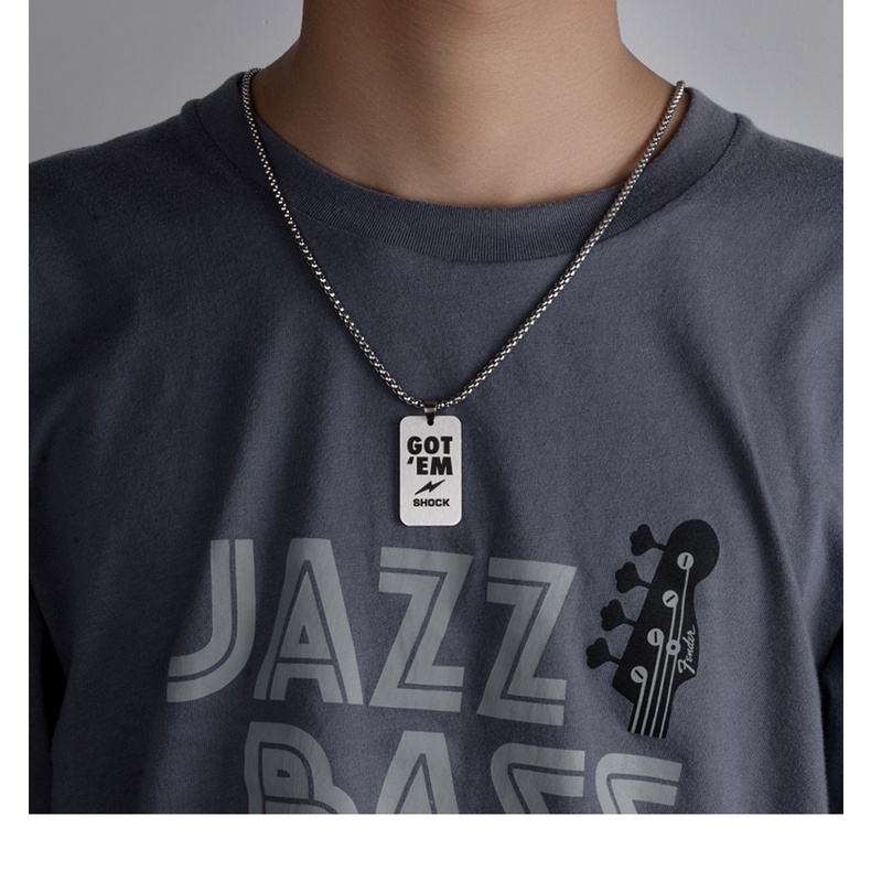 Kalung Pria Trendi Unik All-Match Desain Niche Bahan Titanium Steel Sweater Rantai Pasangan Kalung Liontin Kalung ins Gaya Keren