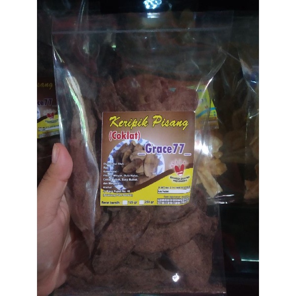 

Keripik Pisang Grace77 rasa coklat 115gram keripik pisang coklat snack camilan kepok enak renyah