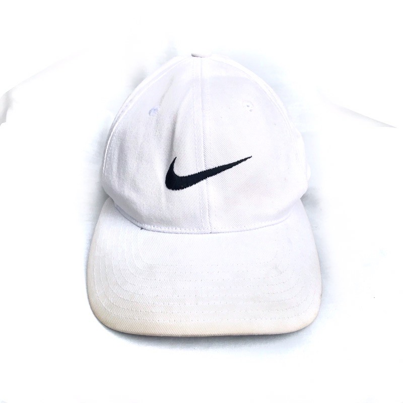 Topi Nike Vintage