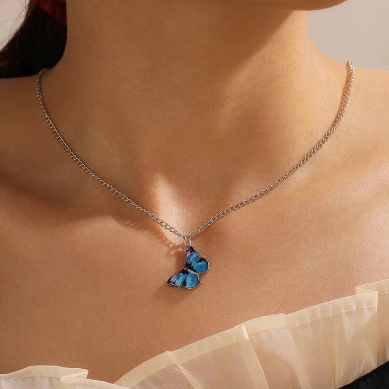 Kalung Rantai Silver Liontin Kupu Warna Biru Aesthetic /Aksesoris kalung Korea Butterfly