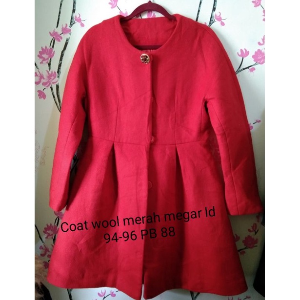 Coat wool merah megar