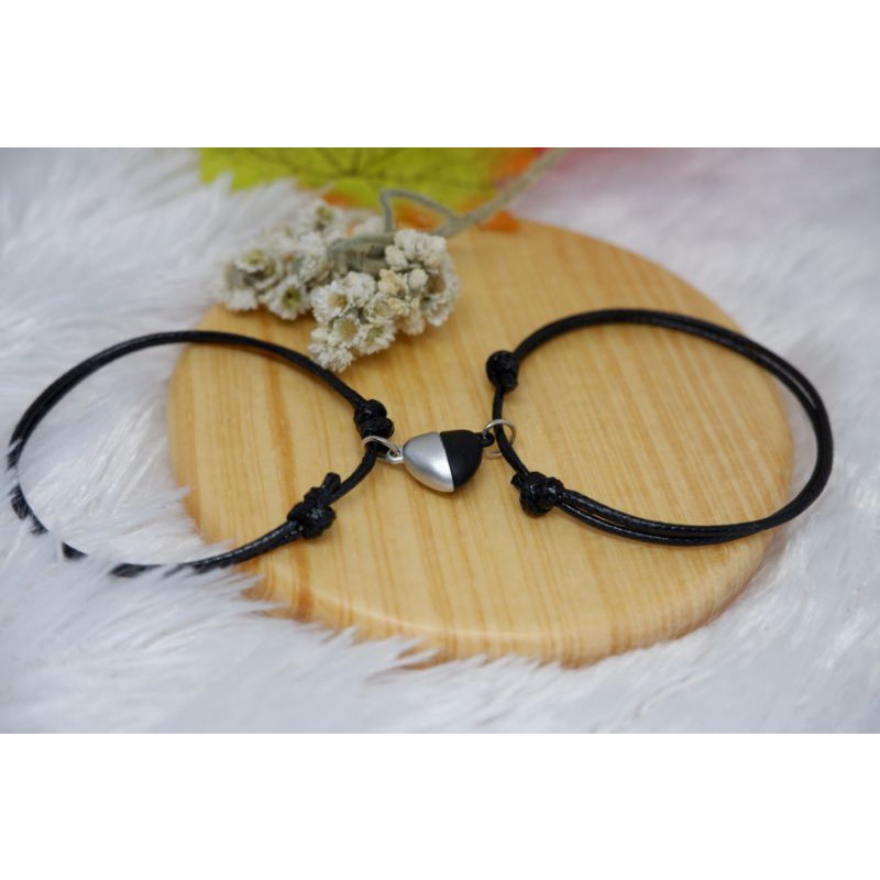 GELANG POLOS MAGNET LOVE COUPLE ( 2 GELANG ) GELANG MAGNET POLOS / GELANG MAGNET TALI KOREA ANTI AIR /GELANG COUPLE MAGNET /GELANG POLOS MAGNET /GELANG 1 PASANG ISI 2 GELQNG /GELANG PASANGAN /GELANG COUPLE /GELANG MURAH/GELANG LUCU/GELANG AESTHETIC VIRALL