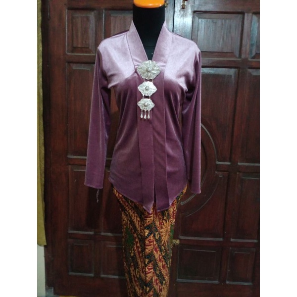 Kebaya bludru Encim /Kartini polos premium murah-Lilac