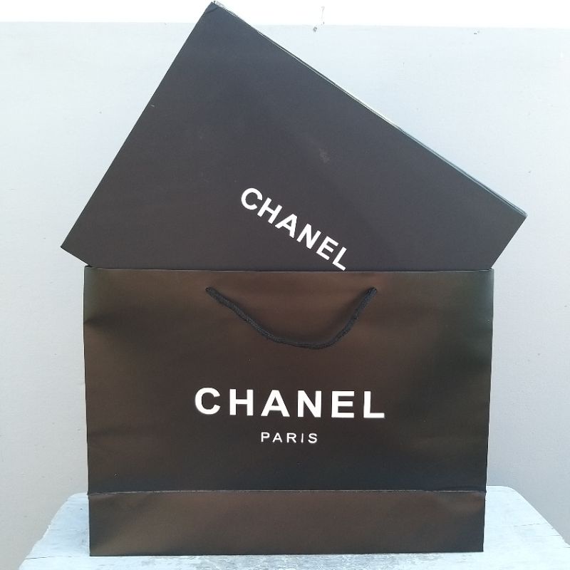 

PAKET CHA NEL BOX PAPERBAG
