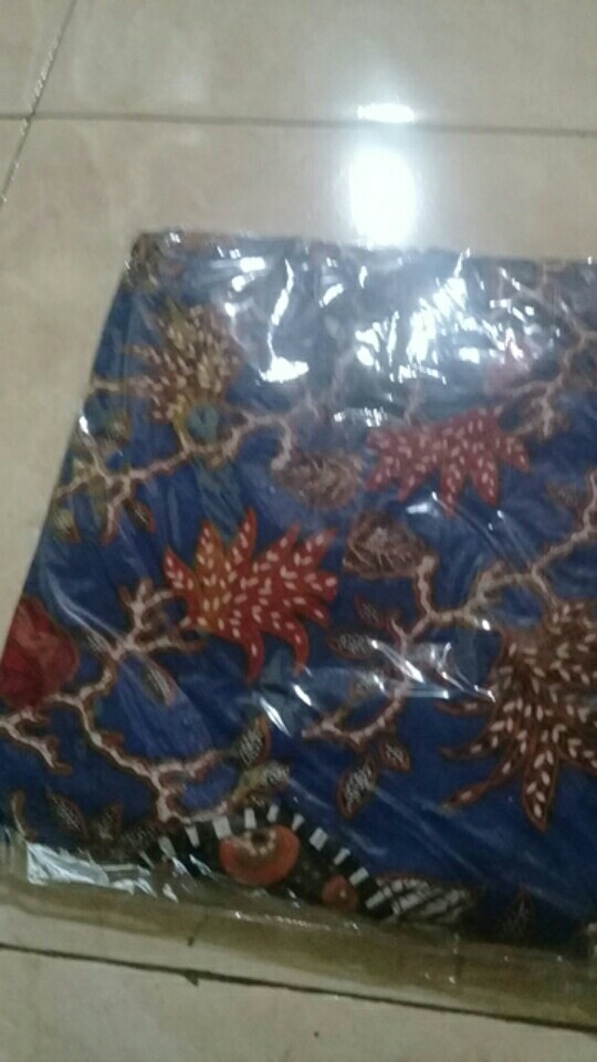 Set Couple Baju Batik Halus, Couple Batik Kondangan, Sarimbit Batik Keluarga Uneys