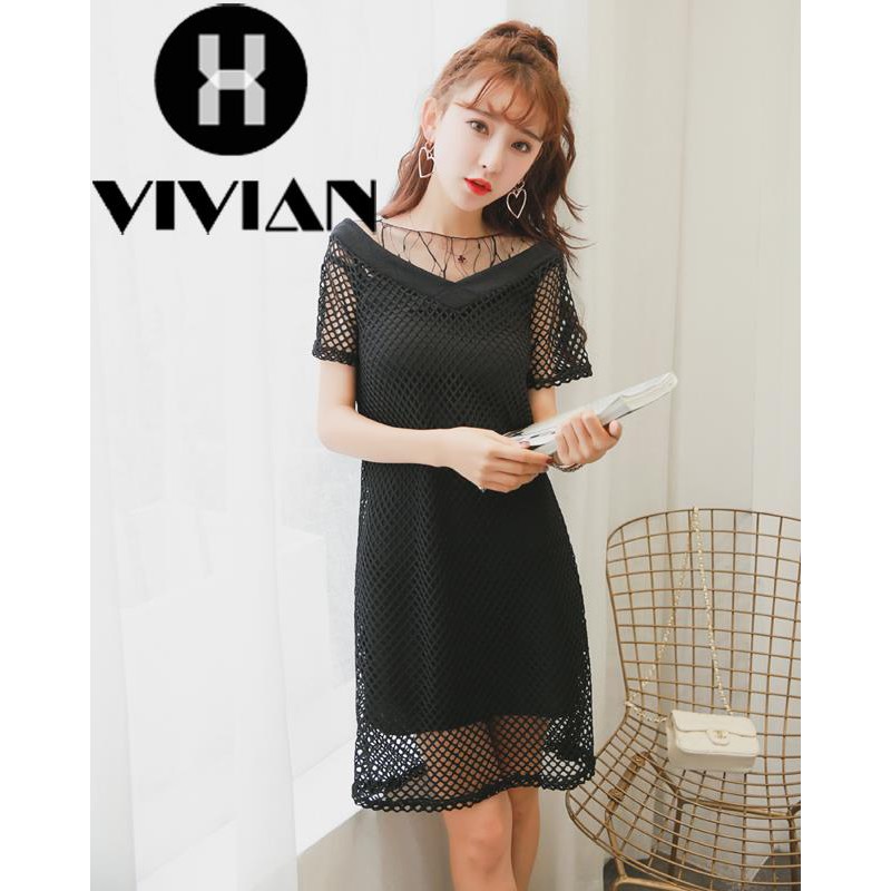 dress Model Stitching dengan Bahan Jaring Hiasan Renda dan Kerah V-Neck Bergaya Korea